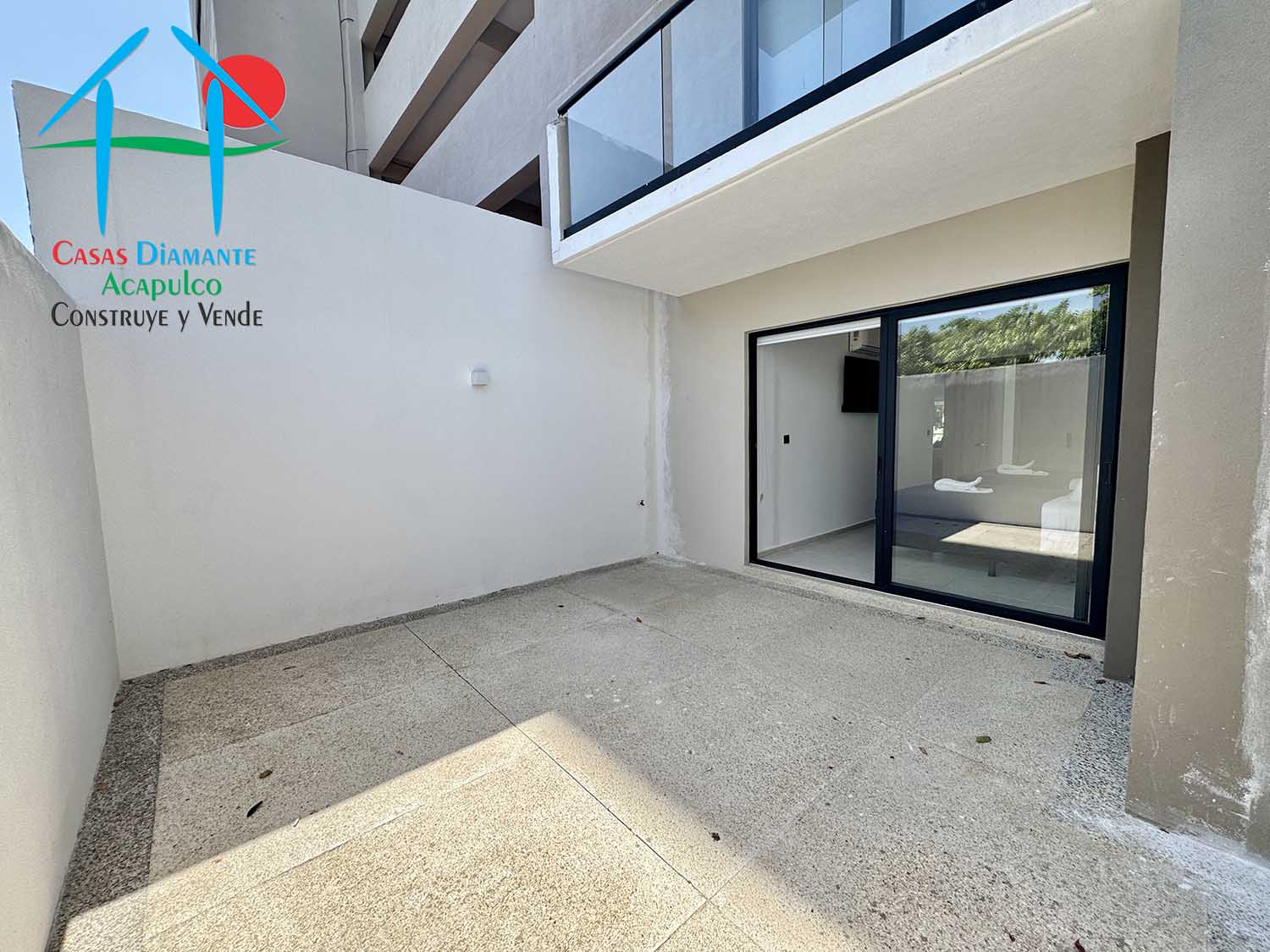 Olympia 001 - Terraza trasera 4